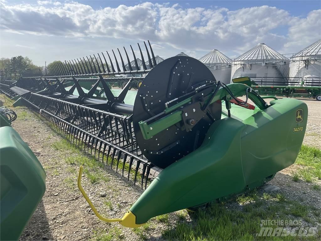 John Deere 740FD Príslušenstvo a náhradné diely ku kombajnom