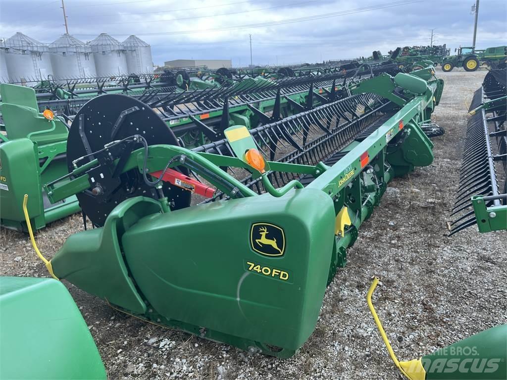 John Deere 740FD Príslušenstvo a náhradné diely ku kombajnom