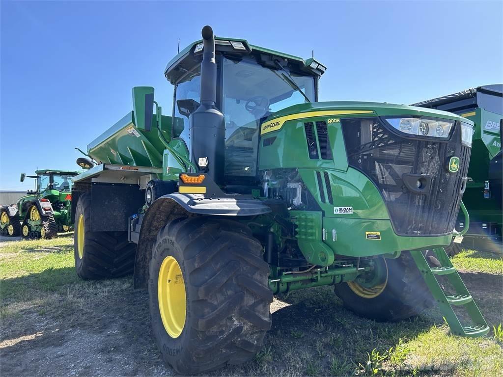 John Deere 800R Ťahané postrekovače