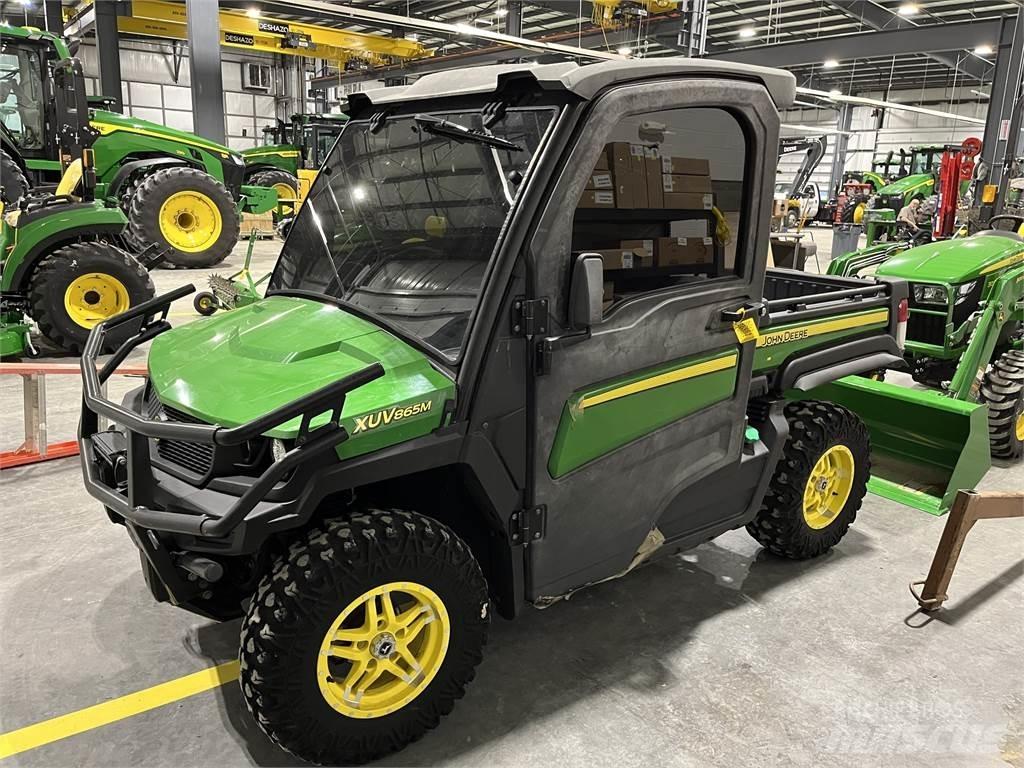 John Deere 865m Úžitkové vozne