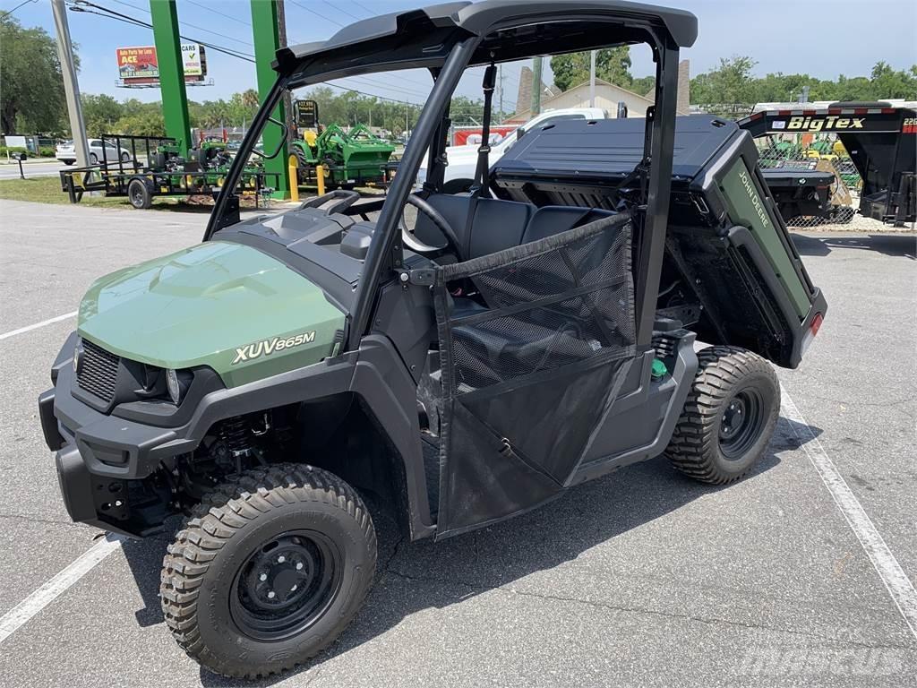 John Deere 865M Úžitkové vozne