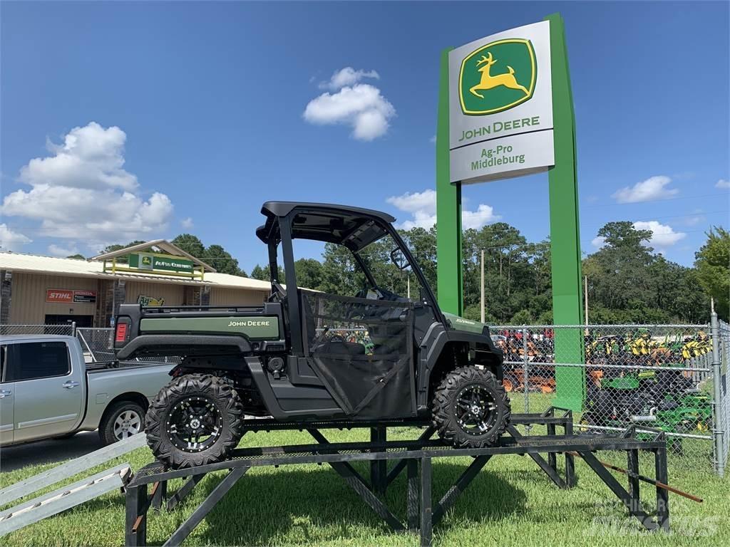 John Deere 865M Úžitkové vozne