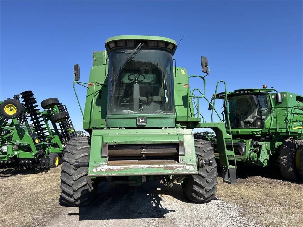 John Deere 9400 Kombinované zberacie stroje