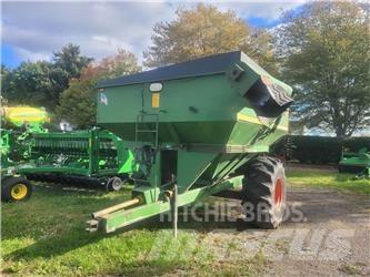 John Deere 9500 Obilné návesy
