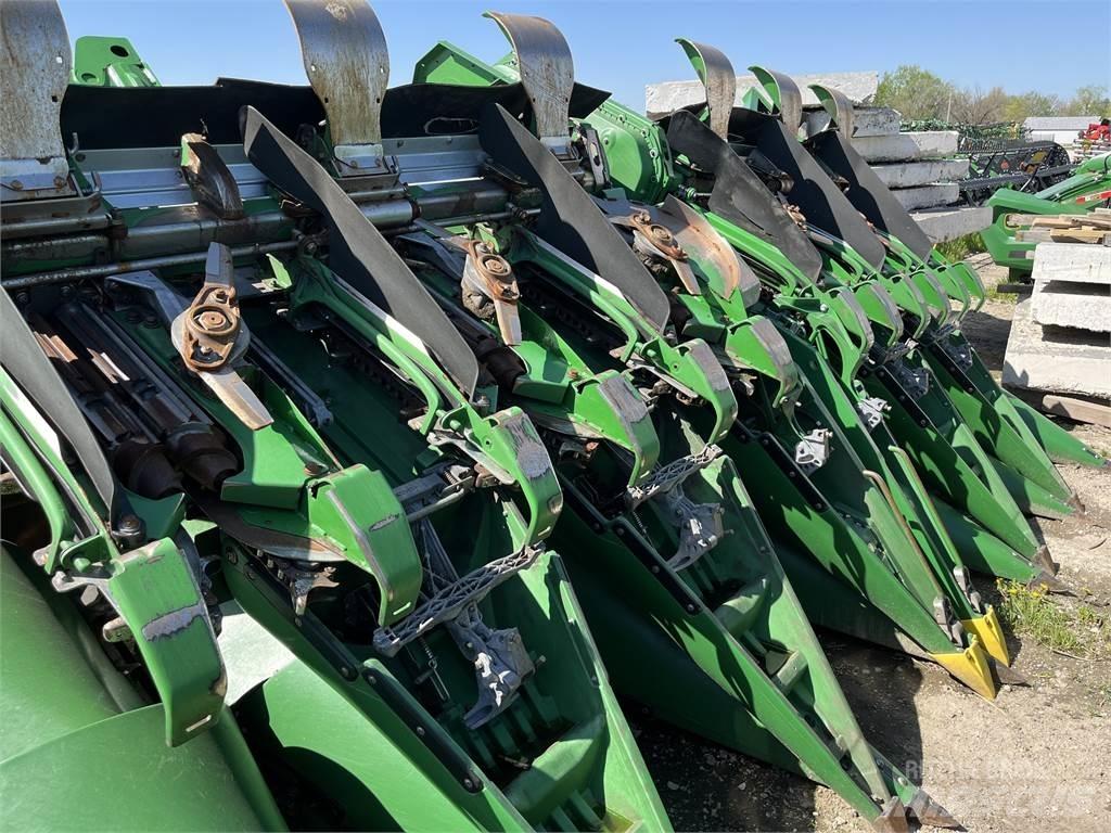 John Deere C12F Príslušenstvo a náhradné diely ku kombajnom