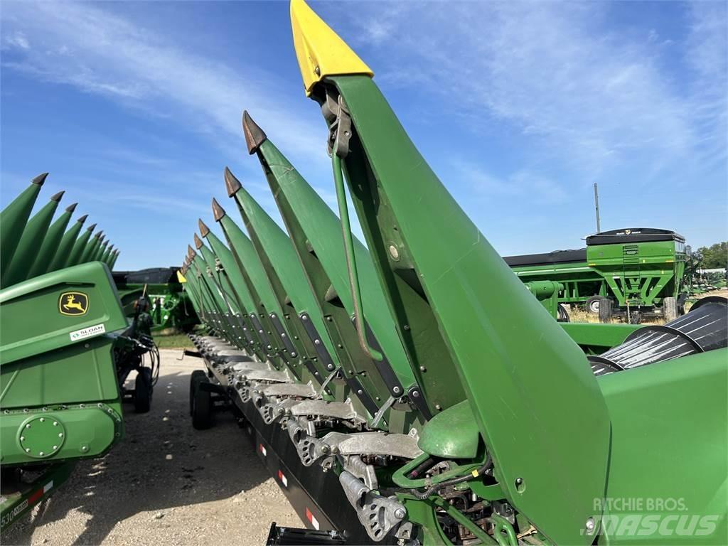 John Deere C12F Príslušenstvo a náhradné diely ku kombajnom