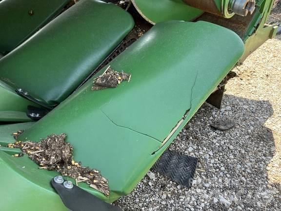 John Deere C12F Príslušenstvo a náhradné diely ku kombajnom
