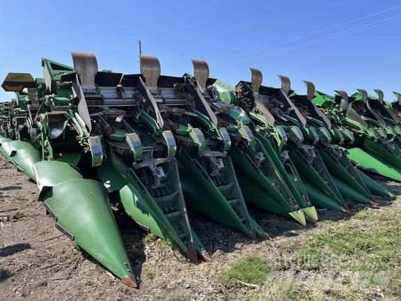 John Deere C12F Príslušenstvo a náhradné diely ku kombajnom