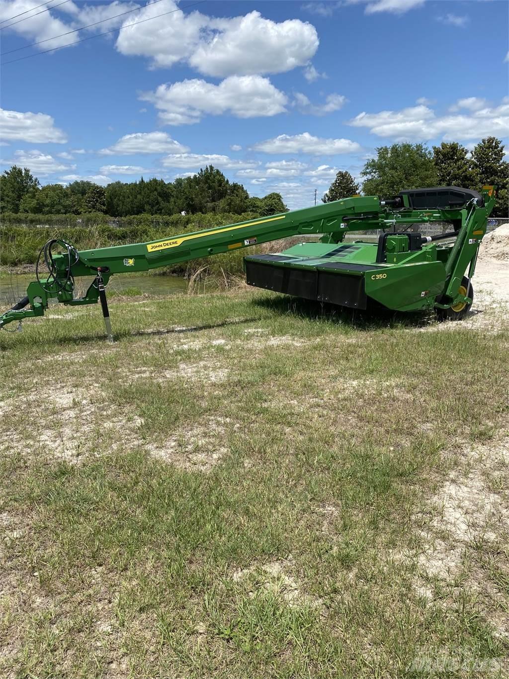 John Deere C350 Žací stroj-kondicionér