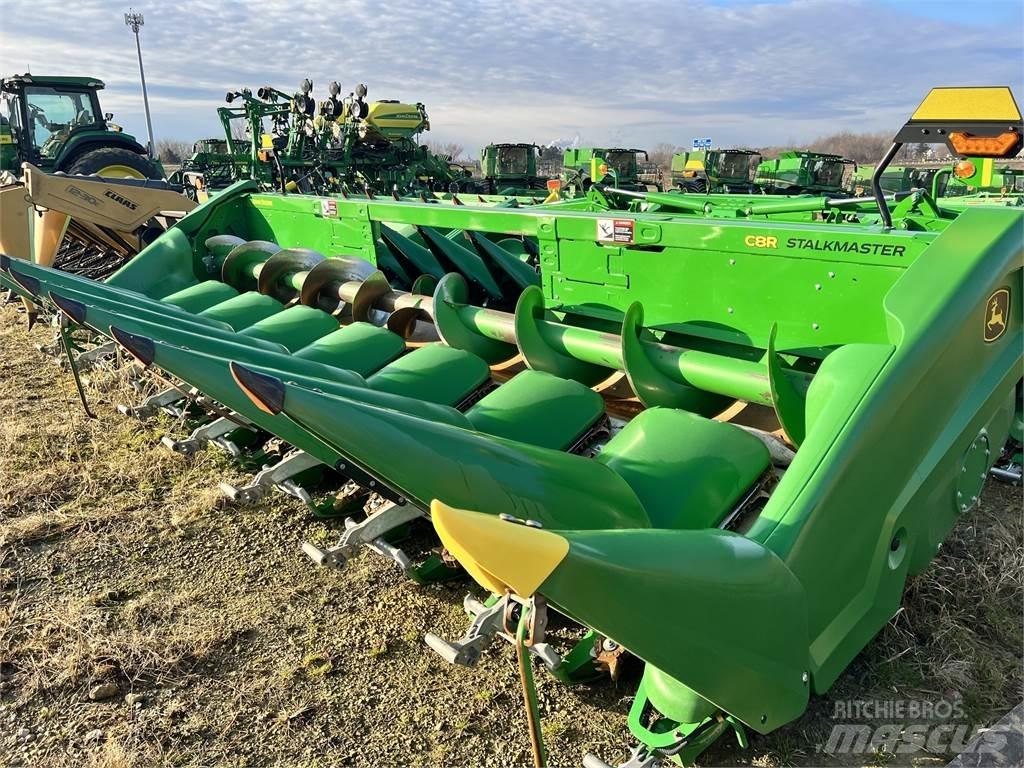 John Deere C8R Príslušenstvo a náhradné diely ku kombajnom