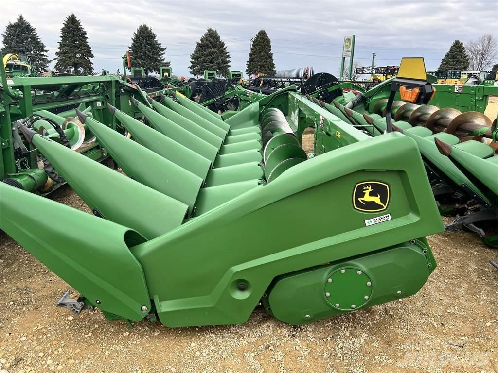 John Deere C8R Príslušenstvo a náhradné diely ku kombajnom