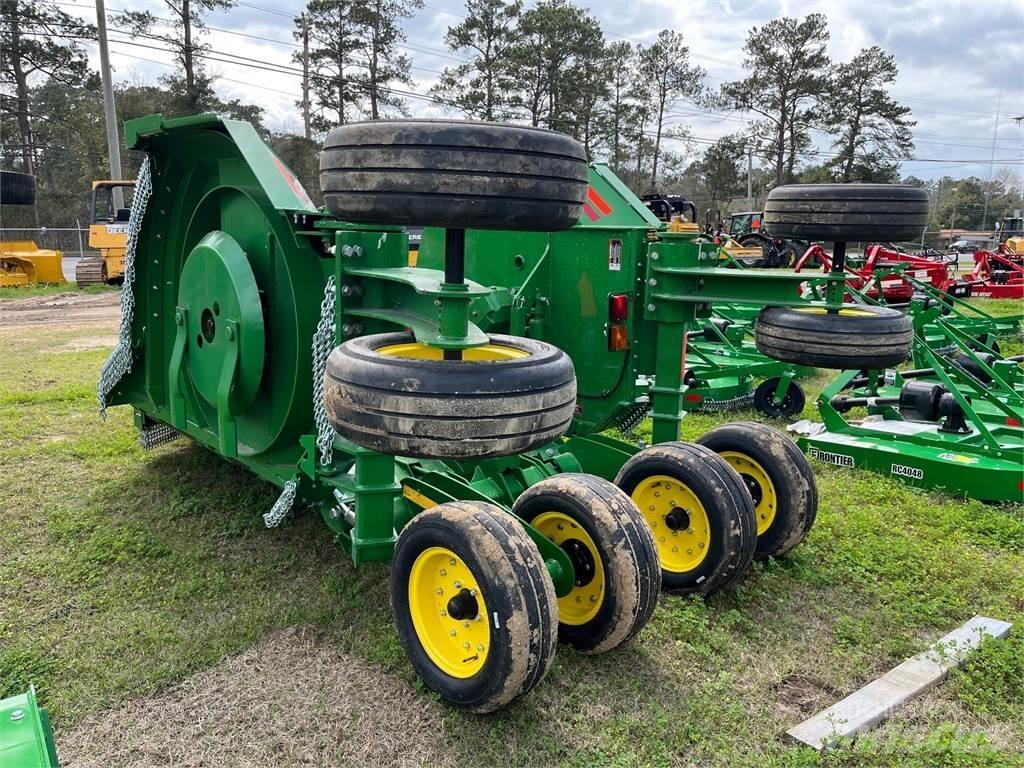 John Deere FC15R Drviče a rezače balíkov