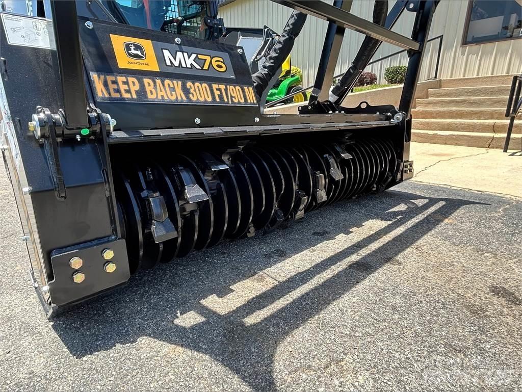John Deere MK76 Stínacie harvestory