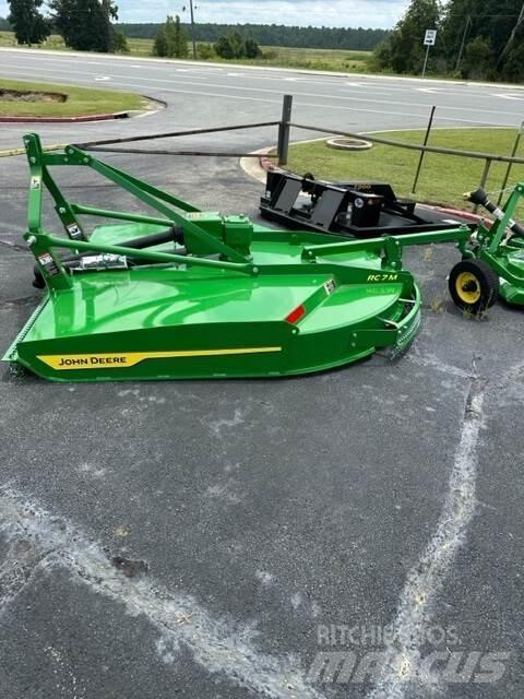 John Deere RC7M Drviče a rezače balíkov