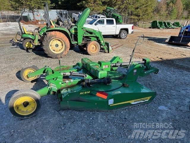 John Deere RC8M Drviče a rezače balíkov