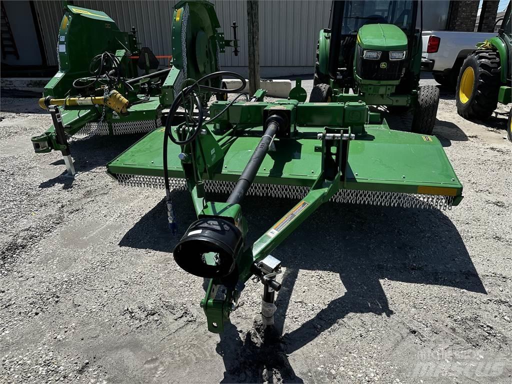 John Deere RC8M Drviče a rezače balíkov