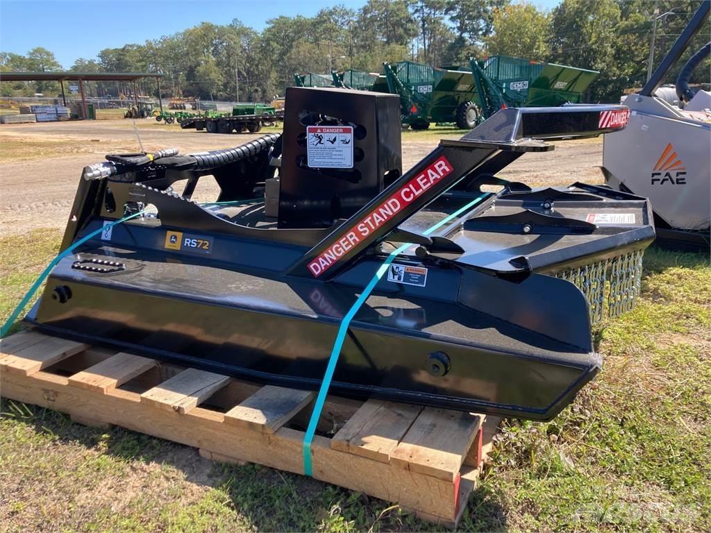 John Deere RS72 Drviče a rezače balíkov