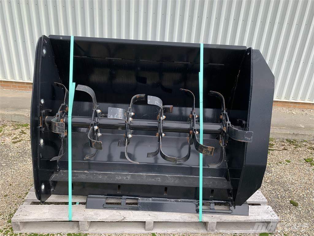 John Deere RT52 Rotačné brány a pôdne frézy