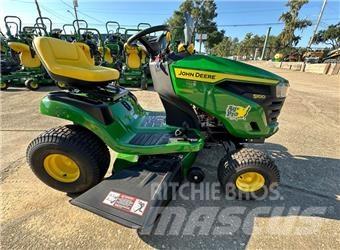 John Deere S100 Samochodné kosačky