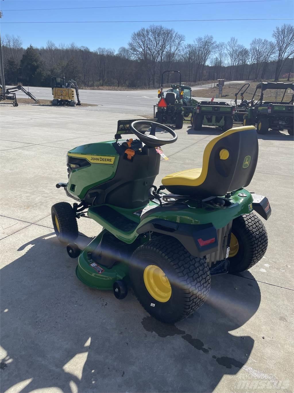 John Deere S160 Kompaktné traktory