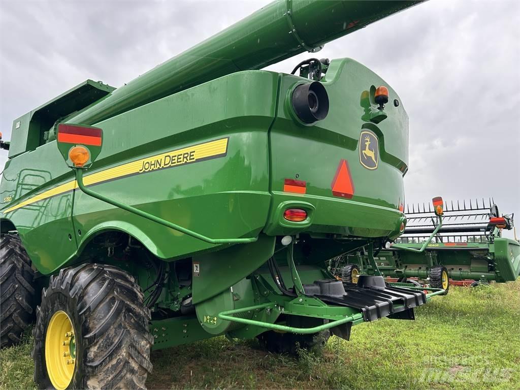 John Deere S680 Kombinované zberacie stroje