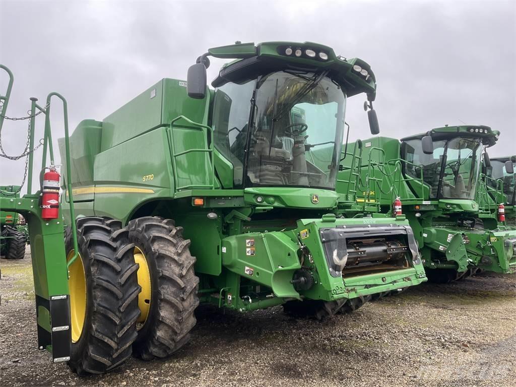John Deere S770 Kombinované zberacie stroje