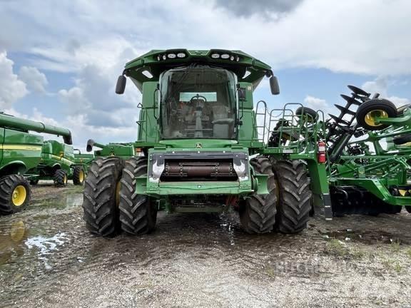 John Deere S770 Kombinované zberacie stroje