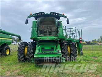 John Deere S780 Kombinované zberacie stroje