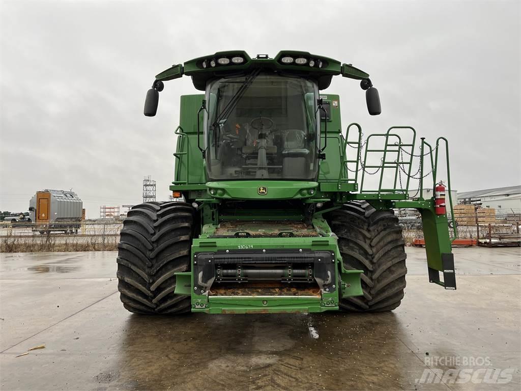 John Deere S780 Kombinované zberacie stroje