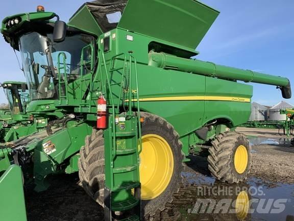 John Deere S790 Kombinované zberacie stroje