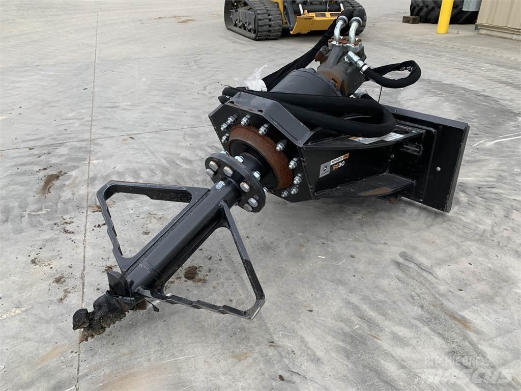 John Deere SS30 Frézy na pne