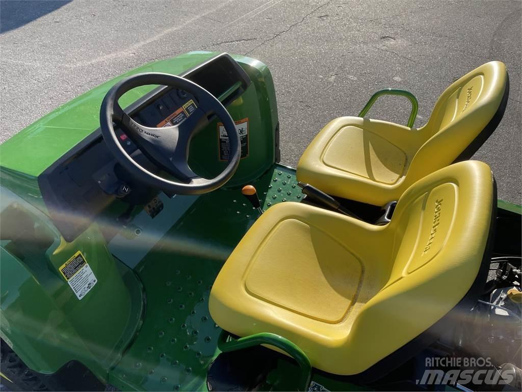 John Deere TX Úžitkové vozne