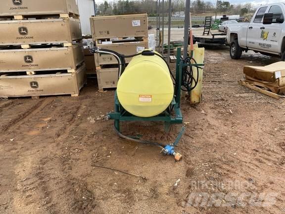John Deere VN Ťahané postrekovače