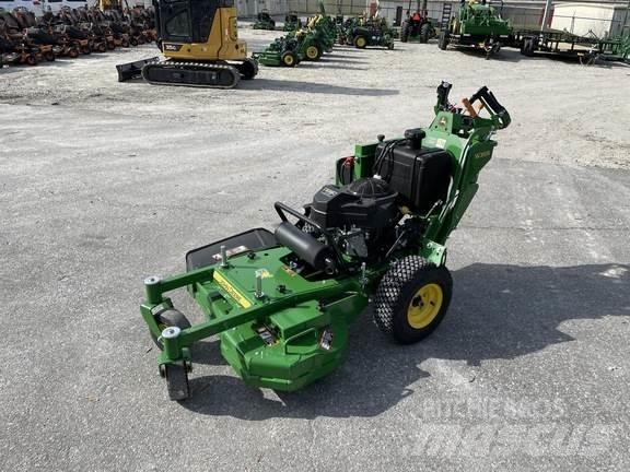 John Deere W36R Vedené kosačky