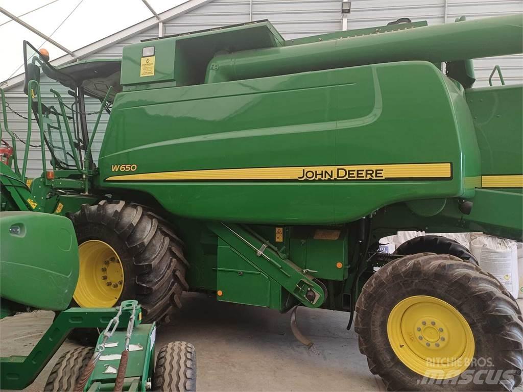 John Deere W650 Kombinované zberacie stroje