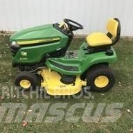 John Deere X330 Kompaktné traktory