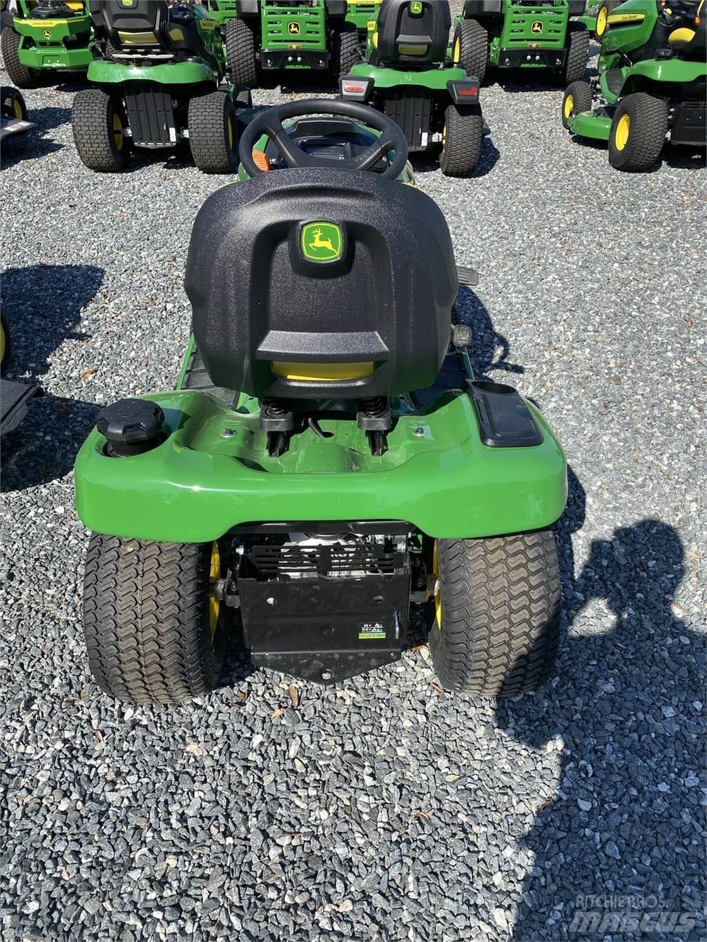 John Deere X330 Kompaktné traktory