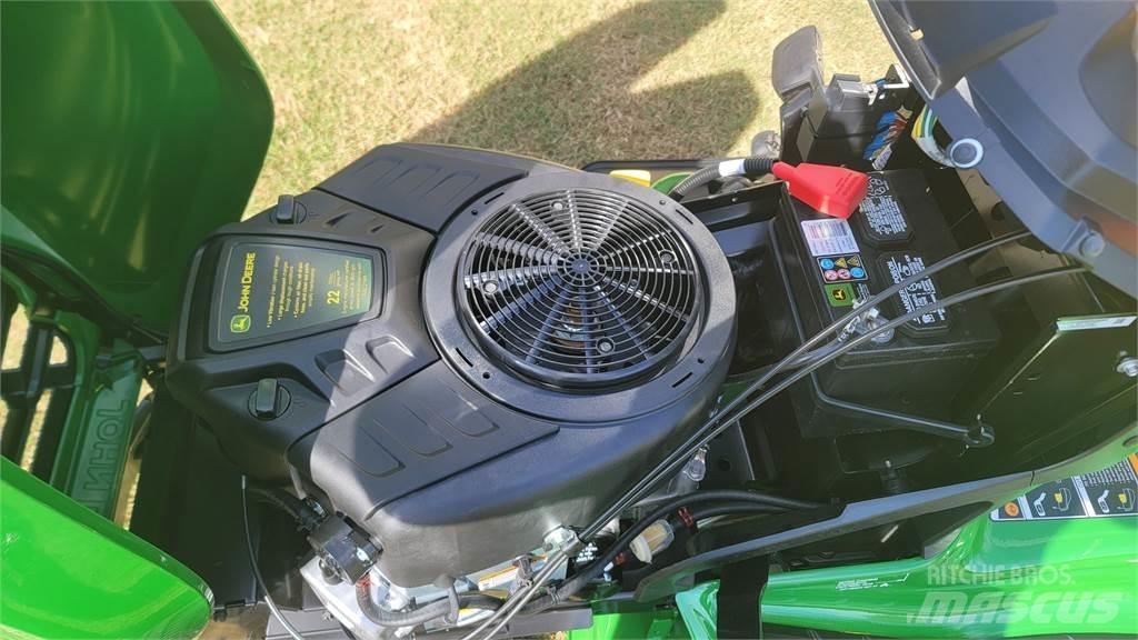 John Deere x330 Kompaktné traktory