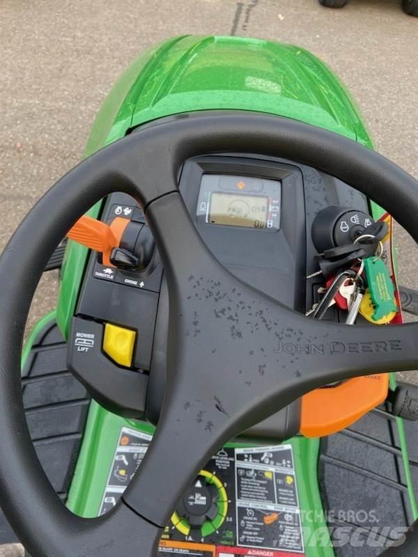 John Deere X350 Kompaktné traktory