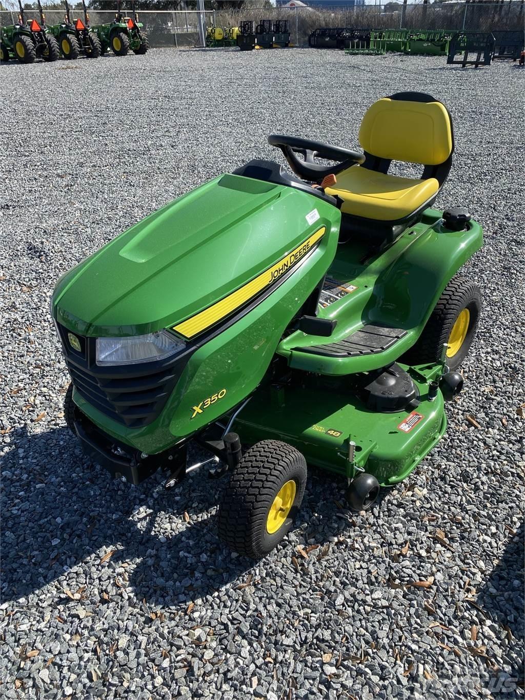 John Deere X350 Kompaktné traktory