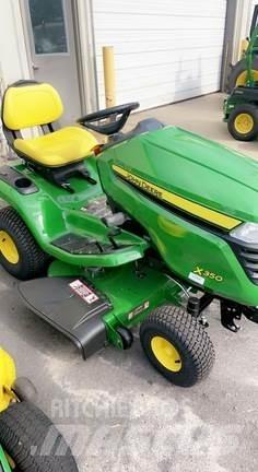 John Deere X350 Samochodné kosačky