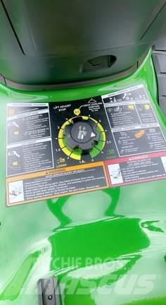 John Deere X350 Samochodné kosačky