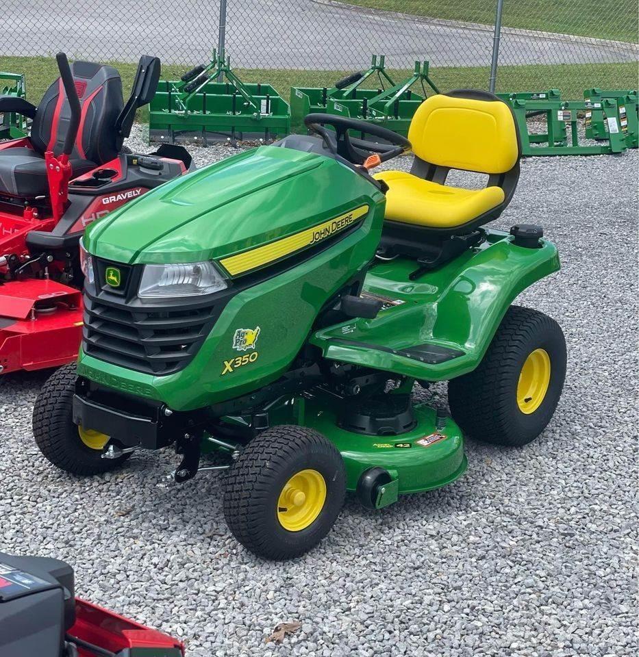 John Deere X350 Kompaktné traktory