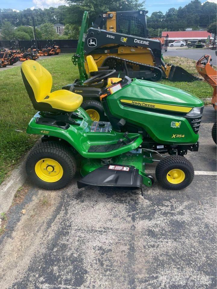 John Deere X354 Kompaktné traktory