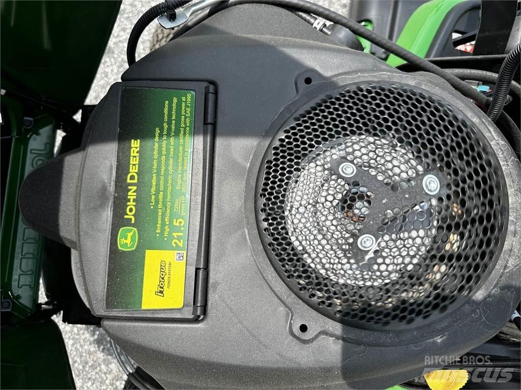 John Deere X370 Kompaktné traktory