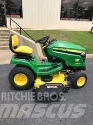 John Deere X380 Kompaktné traktory