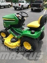John Deere X380 Kompaktné traktory