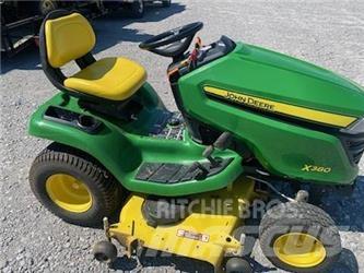 John Deere X380 Kompaktné traktory