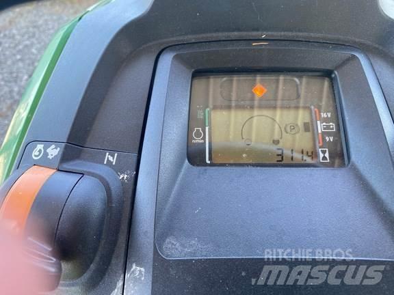 John Deere X380 Kompaktné traktory