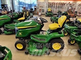 John Deere X390 Kompaktné traktory
